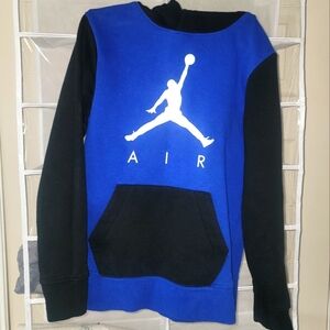 Jordan Boys Hoodie Size Youth Medium  10/12